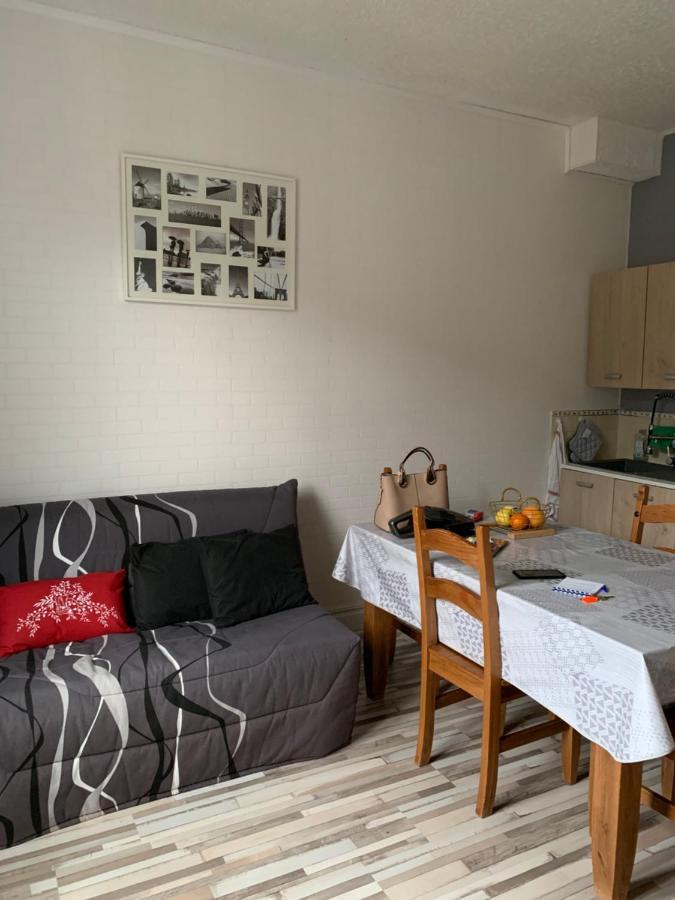 لا بوربول Appartement Lumineux N°6 Le Val D'Or - 4 Personnes - 1 Chambre Avec Petit Balcon المظهر الخارجي الصورة