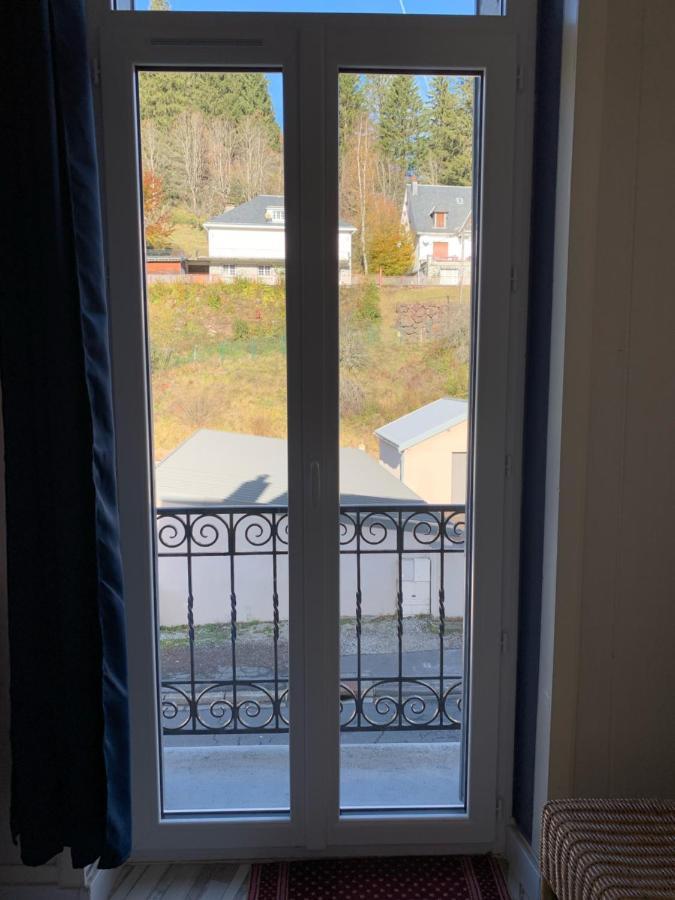 لا بوربول Appartement Lumineux N°6 Le Val D'Or - 4 Personnes - 1 Chambre Avec Petit Balcon المظهر الخارجي الصورة